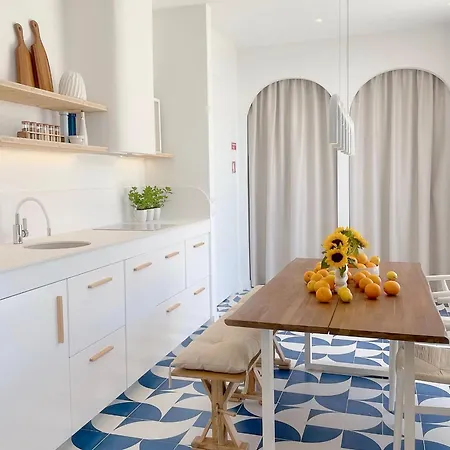 Ocean By Endless Sun I Modern Comfort, Sea View, Wi-fi, Parking, Heating Διαμέρισμα