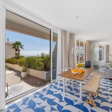 Ocean By Endless Sun I Modern Comfort, Sea View, Wi-fi, Parking, Heating *