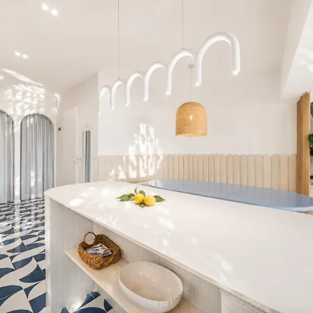 Ocean By Endless Sun I Modern Comfort, Sea View, Wi-fi, Parking, Heating