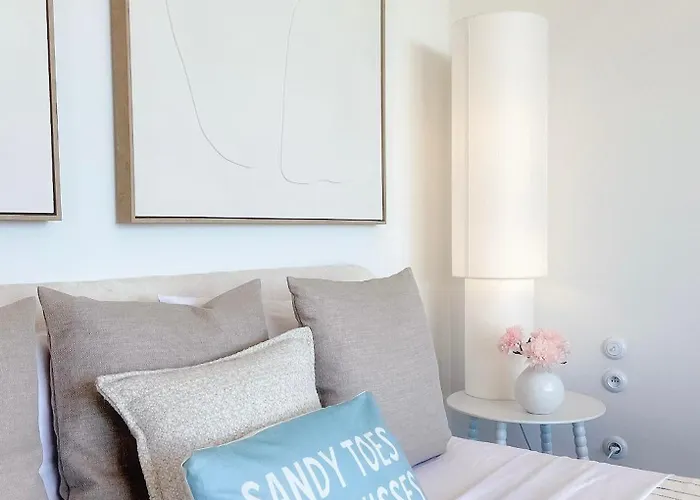Ocean By Endless Sun I Modern Comfort, Sea View, Wi-fi, Parking, Heating Lagos