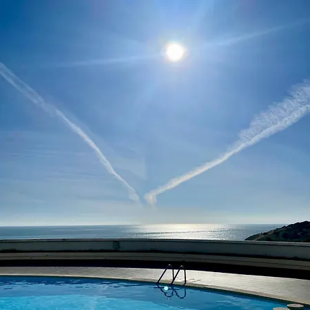 Ocean By Endless Sun I Modern Comfort, Sea View, Wi-fi, Parking, Heating Apartamento