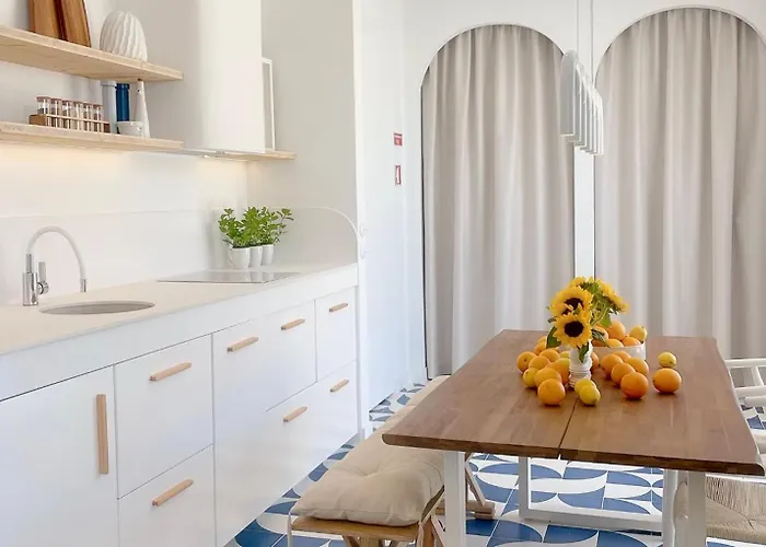 Ocean By Endless Sun I Modern Comfort, Sea View, Wi-fi, Parking, Heating Appartamento