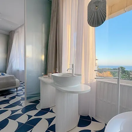 Ocean By Endless Sun I Modern Comfort, Sea View, Wi-fi, Parking, Heating *